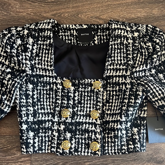Smythe Cropped Jacket in Black & White Tweed - Picture 3 of 9